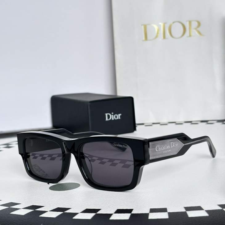 Picture of Dior Sunglasses _SKUfw75842516fw